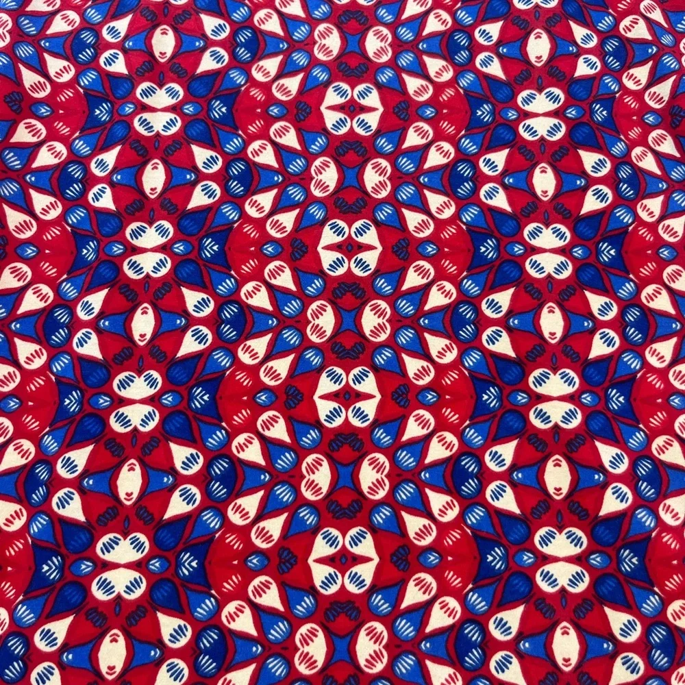 LuLaRoe Multicolor Geometric Pattern Randy Tee - Picture 4 of 6